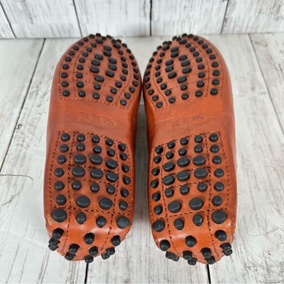 Tod's Women’s Brown Leather Gommino Bow Slip On Driving Loafers Size 34 PRISTINE - Picture 6 of 10